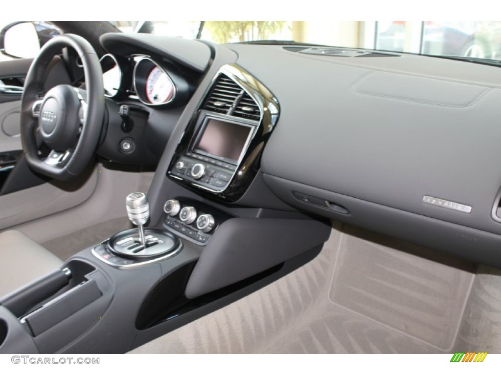 2012 Audi R8 5.2 FSI quattro Limestone Gray Dashboard Photo #86049756