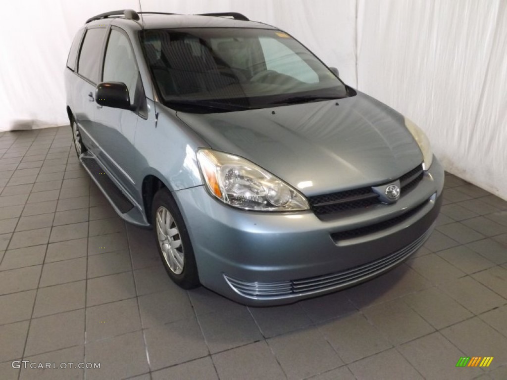 Blue Mirage Metallic 2004 Toyota Sienna LE Exterior Photo #86051640