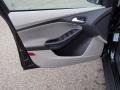 Tuxedo Black - Focus SE Sedan Photo No. 11