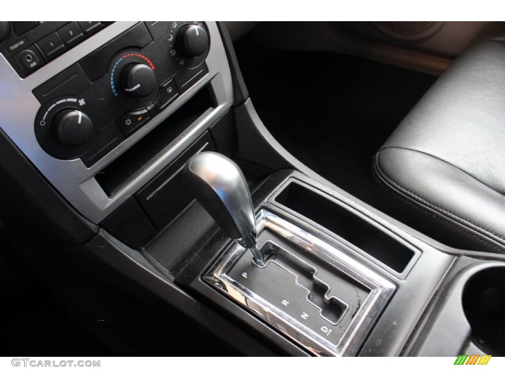 2006 Dodge Magnum SXT Transmission Photos