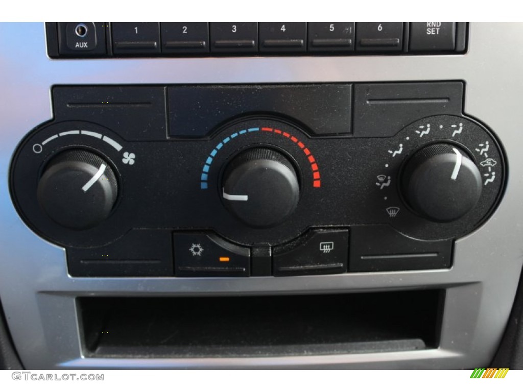 2006 Dodge Magnum SXT Controls Photo #86054220