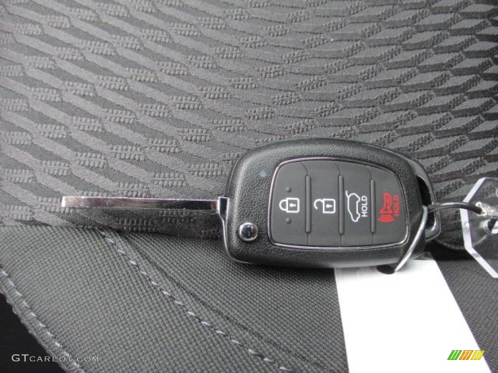 2013 Hyundai Santa Fe GLS AWD Keys Photo #86057820