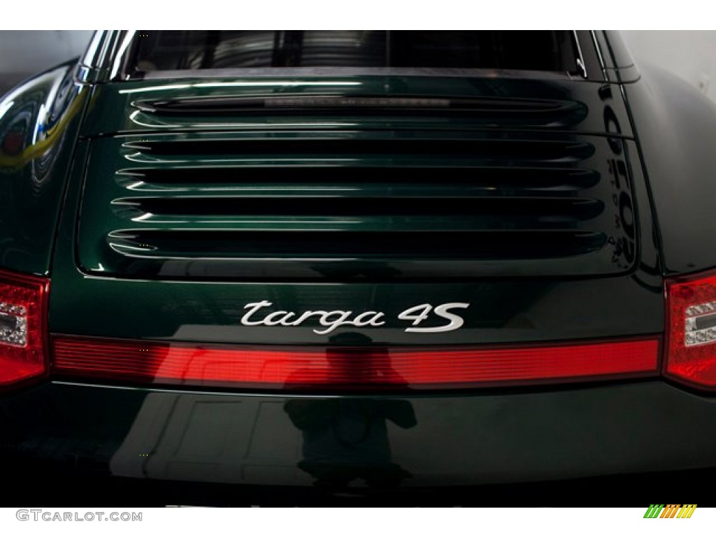 2009 911 Targa 4S - Porsche Racing Green Metallic / Sand Beige photo #25