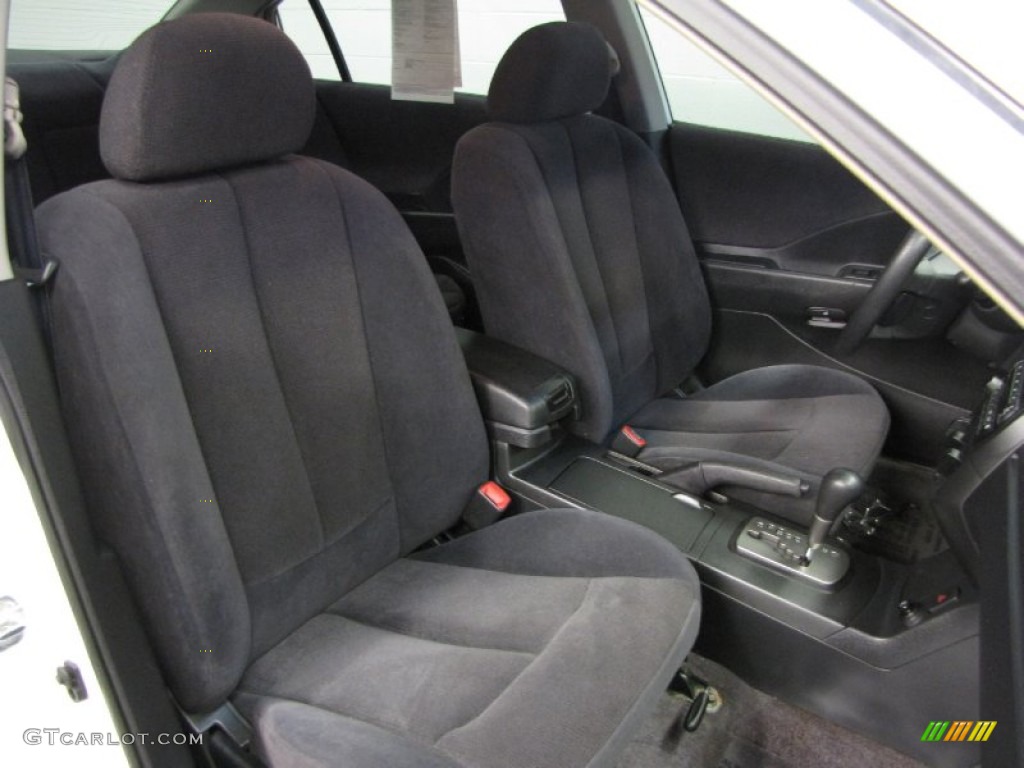 2002 Altima 2.5 S - Cloud White / Charcoal Black photo #9