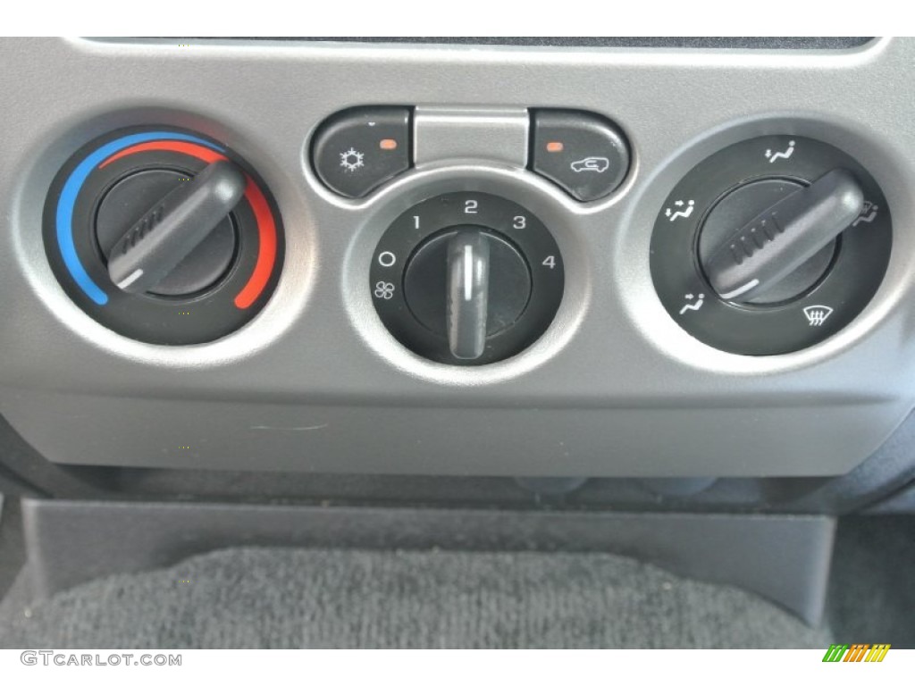 2010 Colorado LT Crew Cab - Victory Red / Ebony photo #12