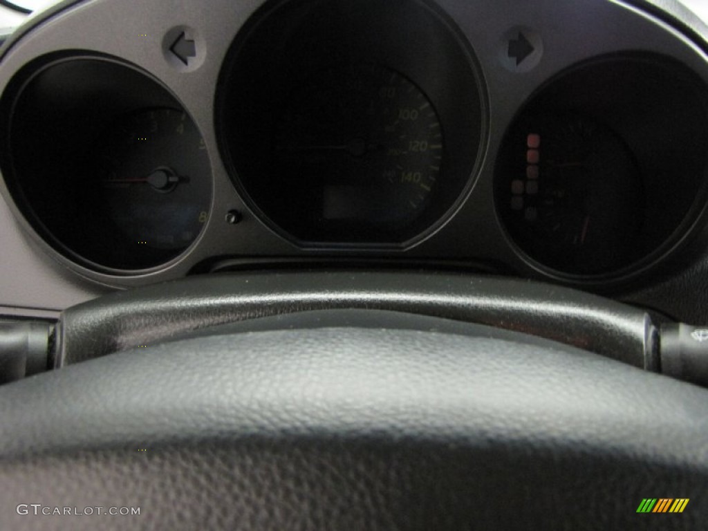 2002 Altima 2.5 S - Cloud White / Charcoal Black photo #20