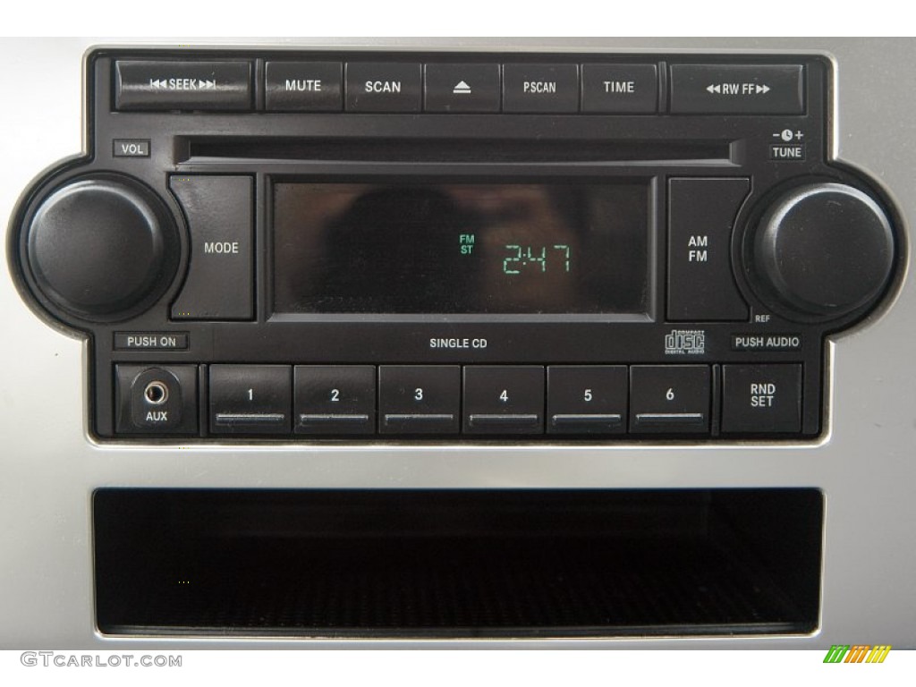2007 Dodge Ram 2500 SLT Regular Cab 4x4 Audio System Photo #86061354