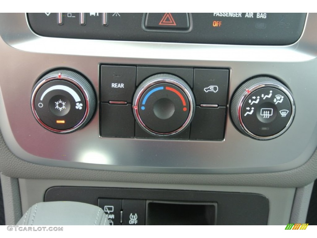 2014 GMC Acadia SLE Controls Photo #86061762