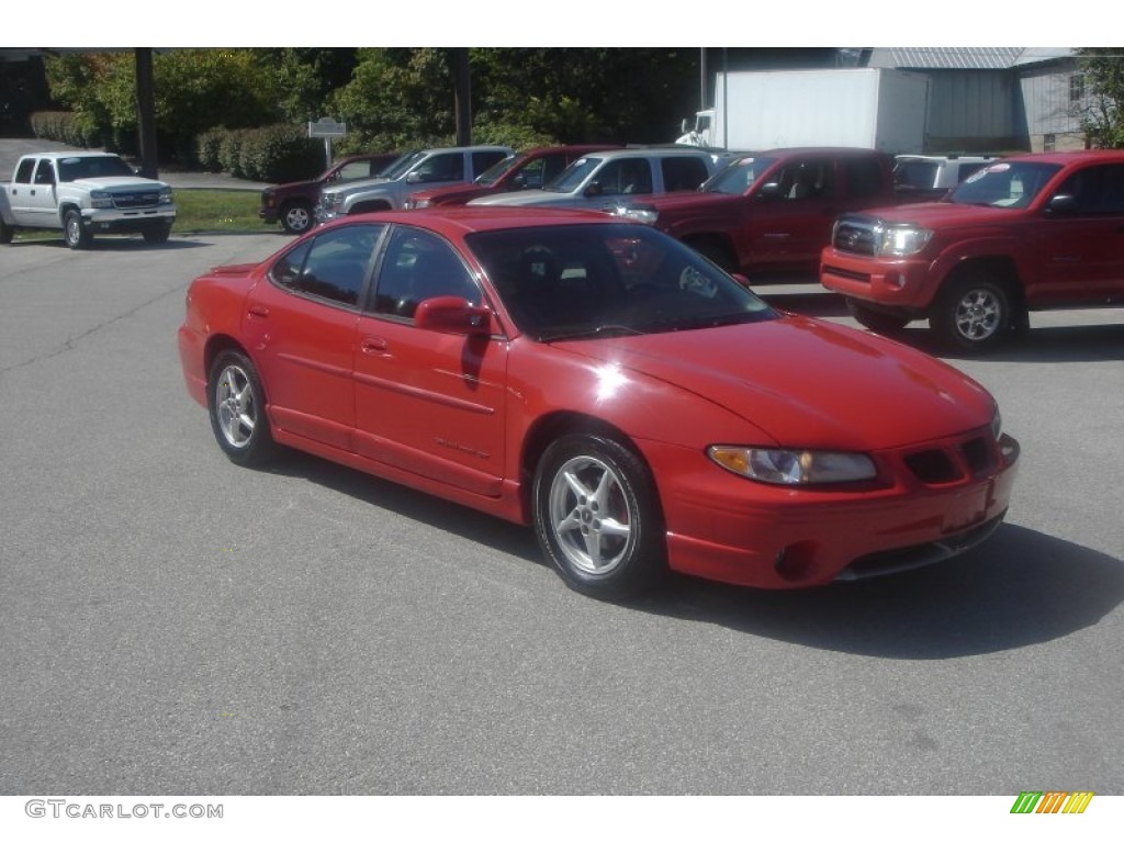 1999 Grand Prix GT Sedan - Bright Red / Graphite photo #40