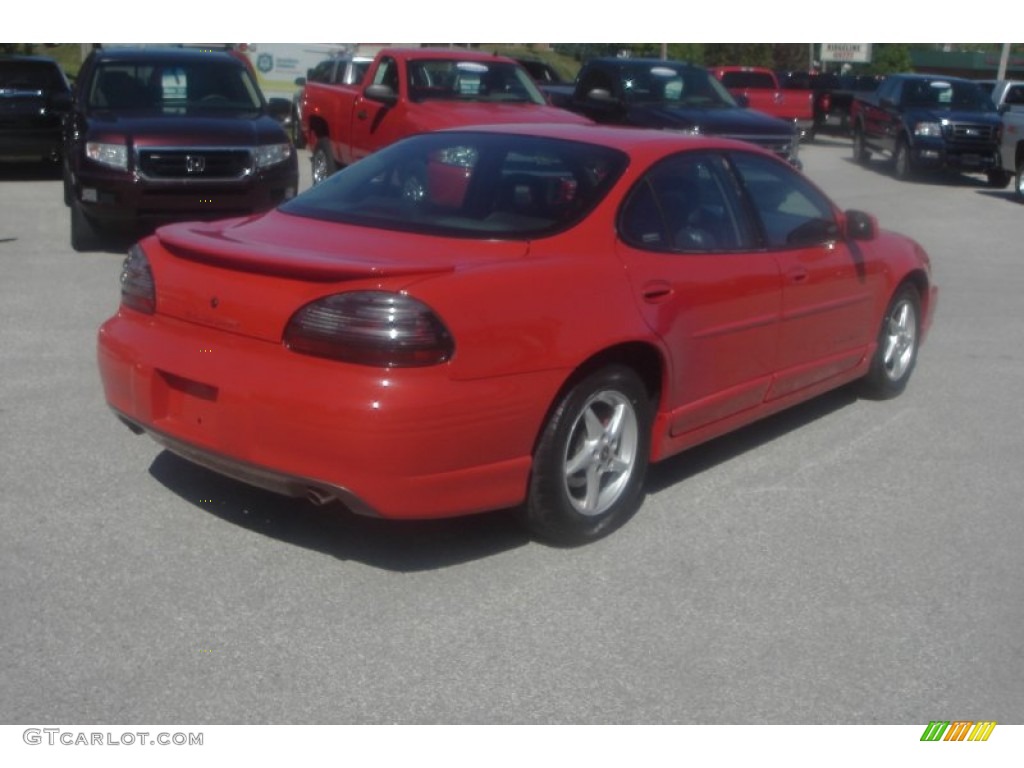 1999 Grand Prix GT Sedan - Bright Red / Graphite photo #41
