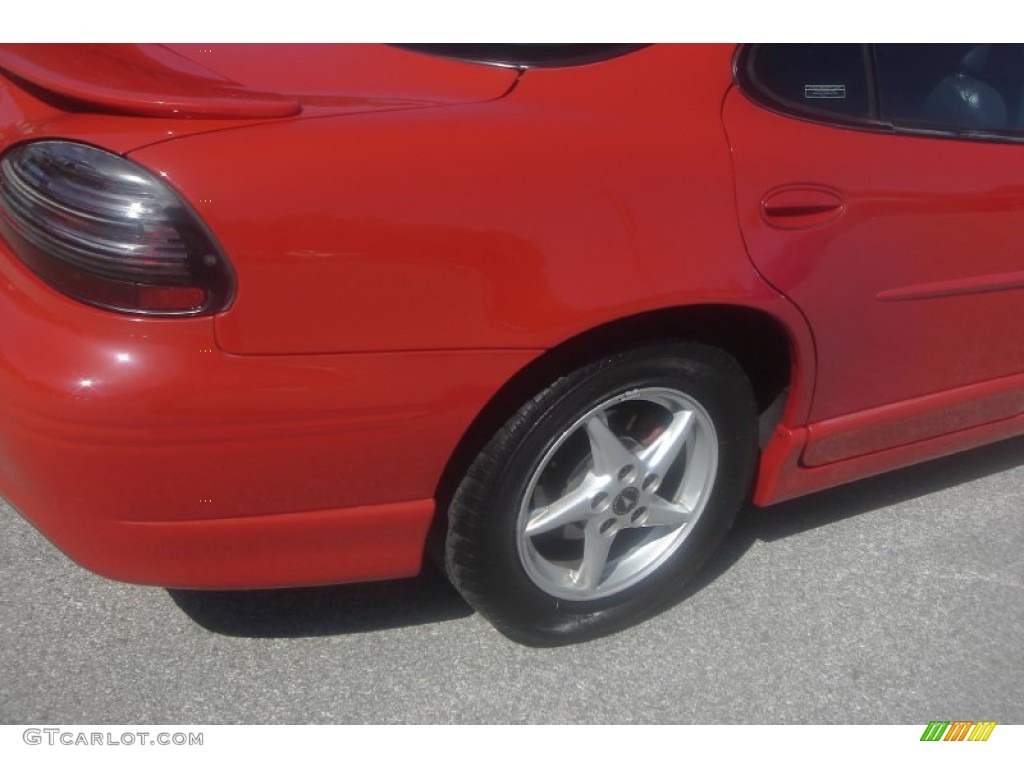 1999 Grand Prix GT Sedan - Bright Red / Graphite photo #43