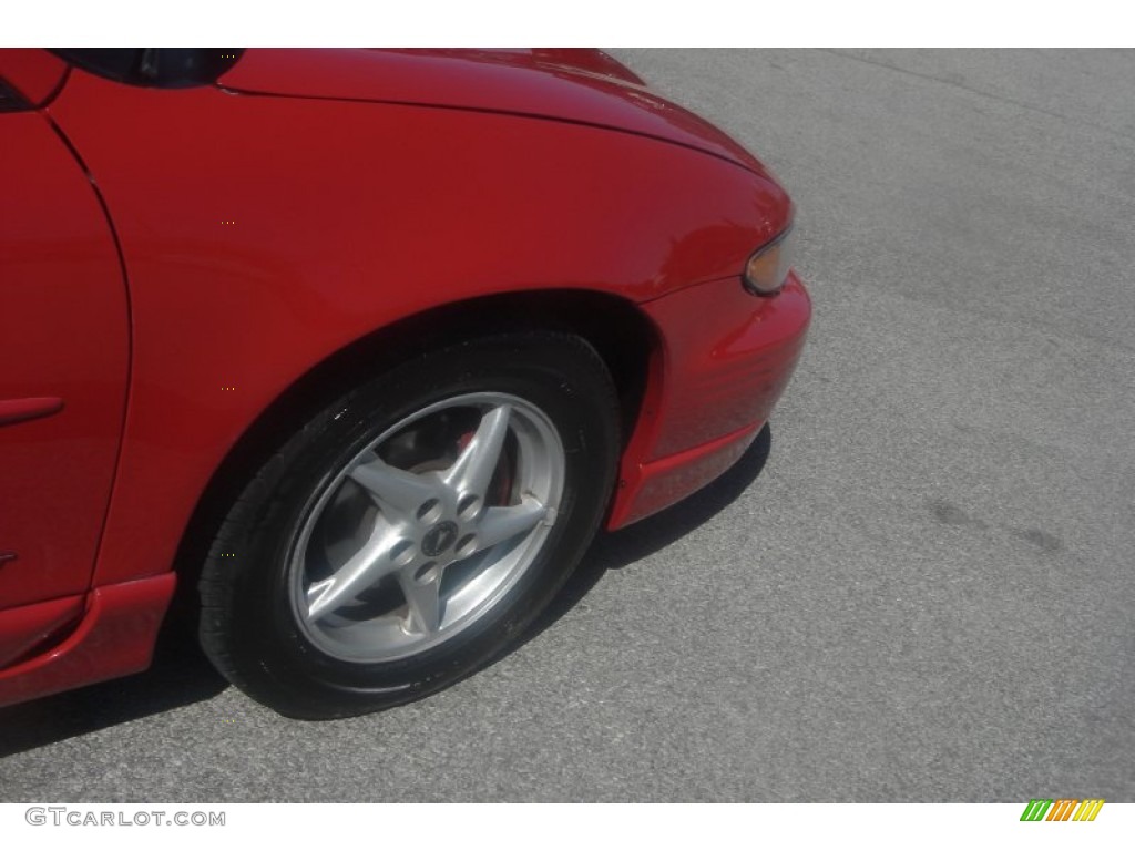 1999 Grand Prix GT Sedan - Bright Red / Graphite photo #48