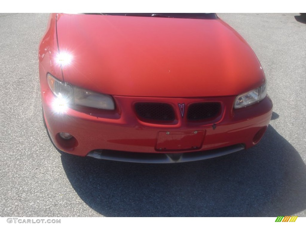 1999 Grand Prix GT Sedan - Bright Red / Graphite photo #52