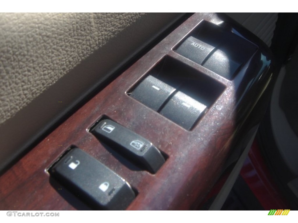 2010 F450 Super Duty Lariat Crew Cab 4x4 Dually - Bright Red / Camel photo #48