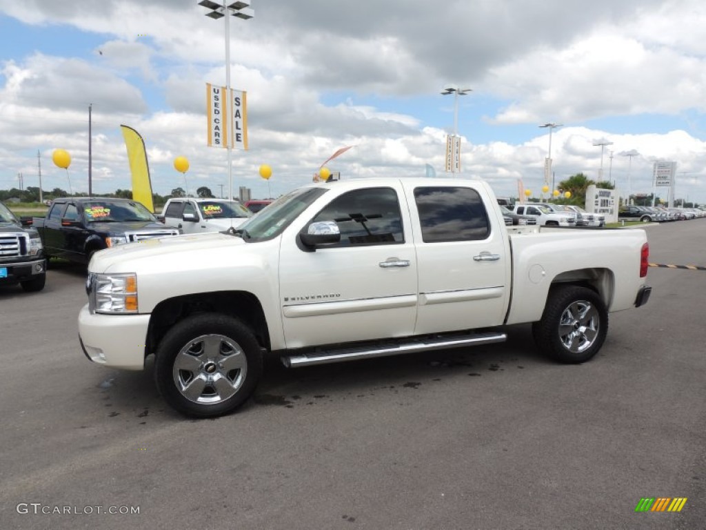 2009 Silverado 1500 LTZ Crew Cab - White Diamond Tricoat / Light Cashmere photo #5