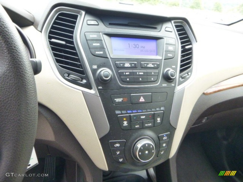 2013 Hyundai Santa Fe Sport AWD Controls Photo #86066673