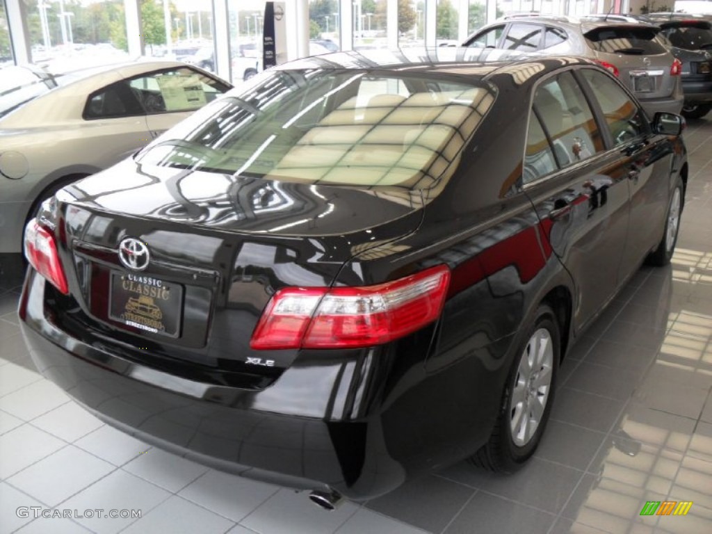 2007 Camry XLE - Black / Ash photo #2