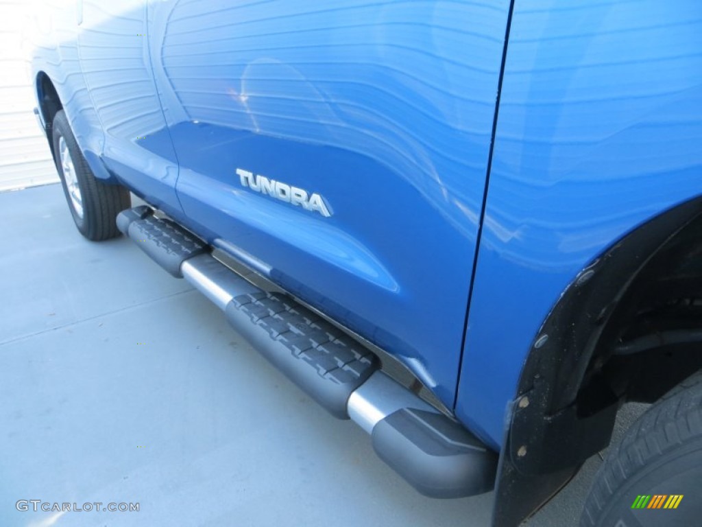 2008 Tundra Double Cab 4x4 - Blue Streak Metallic / Beige photo #19