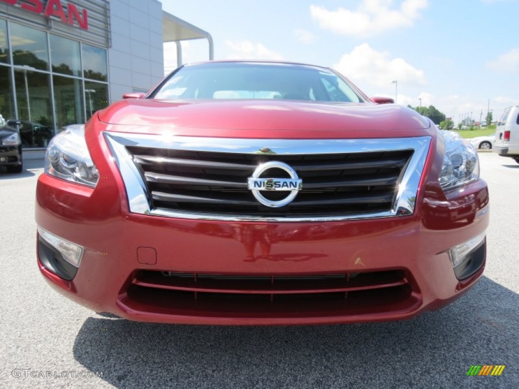 2013 Altima 2.5 SV - Cayenne Red / Charcoal photo #8