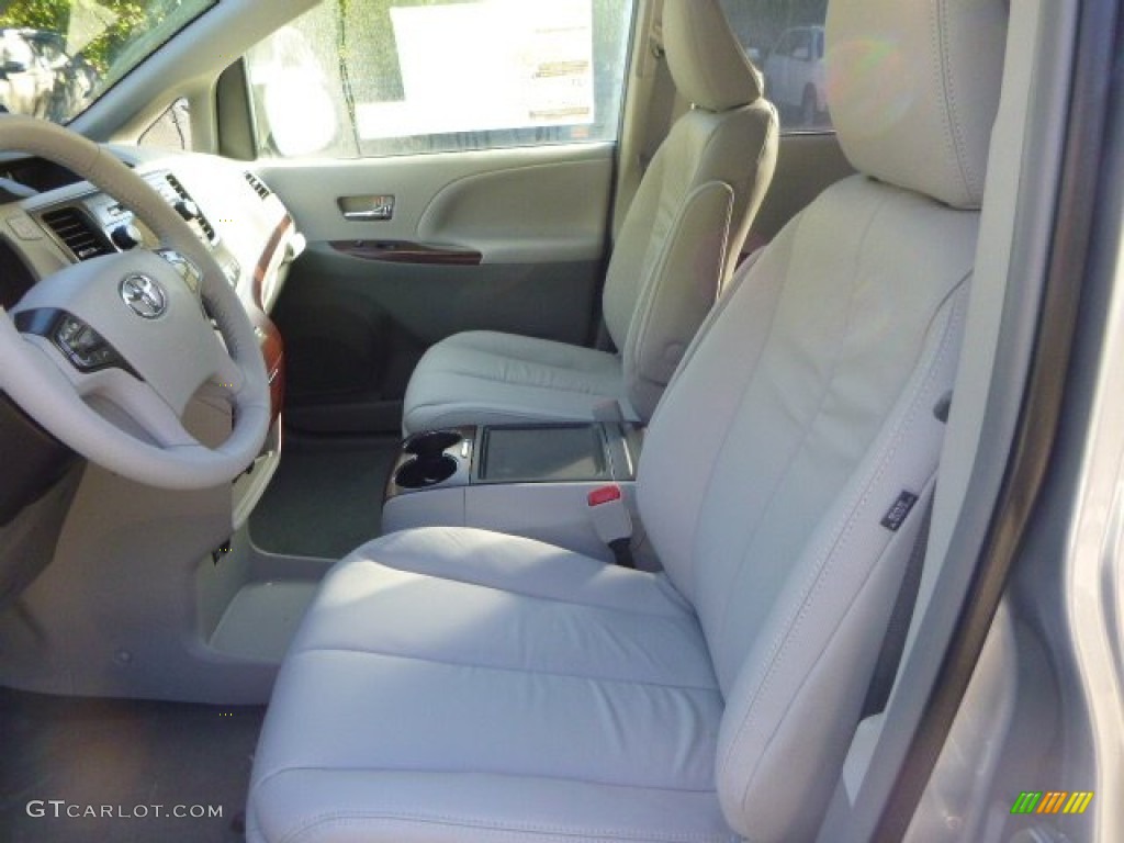 2014 Sienna XLE - Silver Sky Metallic / Light Gray photo #10