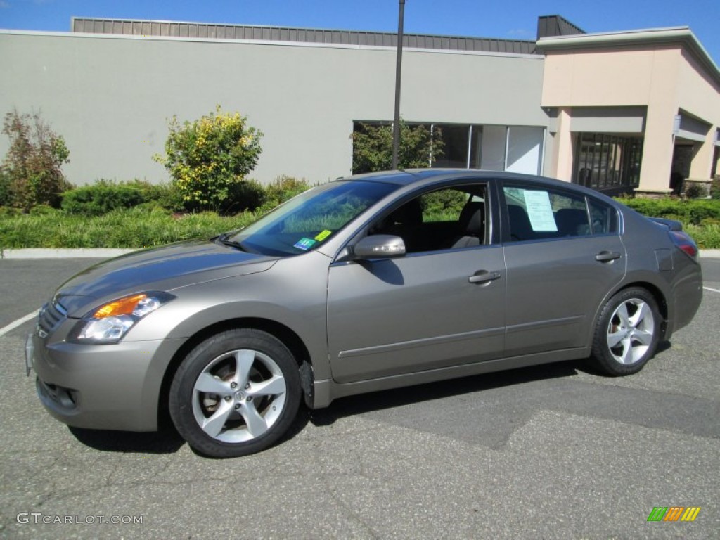 Pebble Beach Metallic Nissan Altima