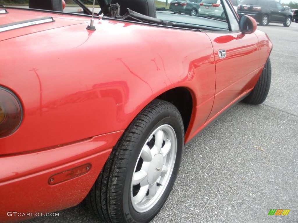 1990 MX-5 Miata Roadster - Classic Red / Black photo #17