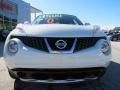 Pearl White - Juke SV Photo No. 8