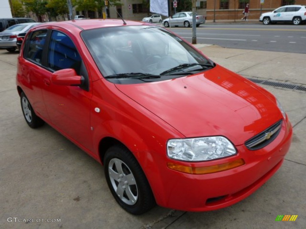 2008 Aveo Aveo5 Special Value - Victory Red / Charcoal photo #3