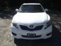 Super White - Camry SE Photo No. 7