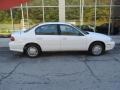 Summit White - Malibu Sedan Photo No. 2