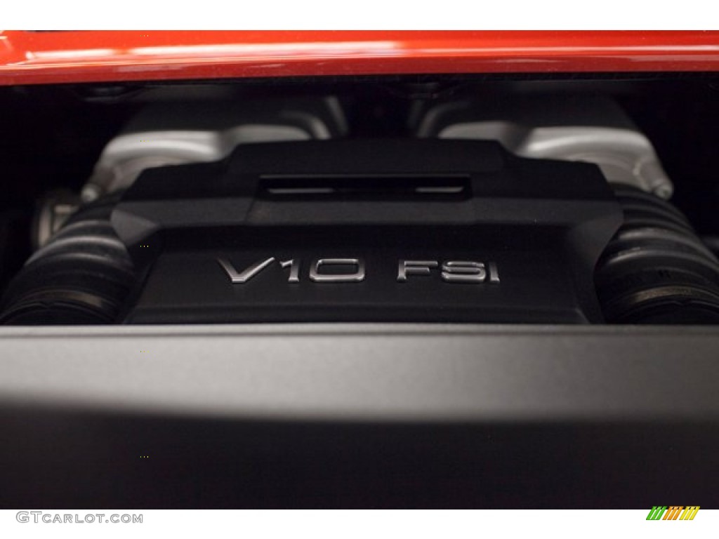 2011 Audi R8 Spyder 5.2 FSI quattro Engine Photos
