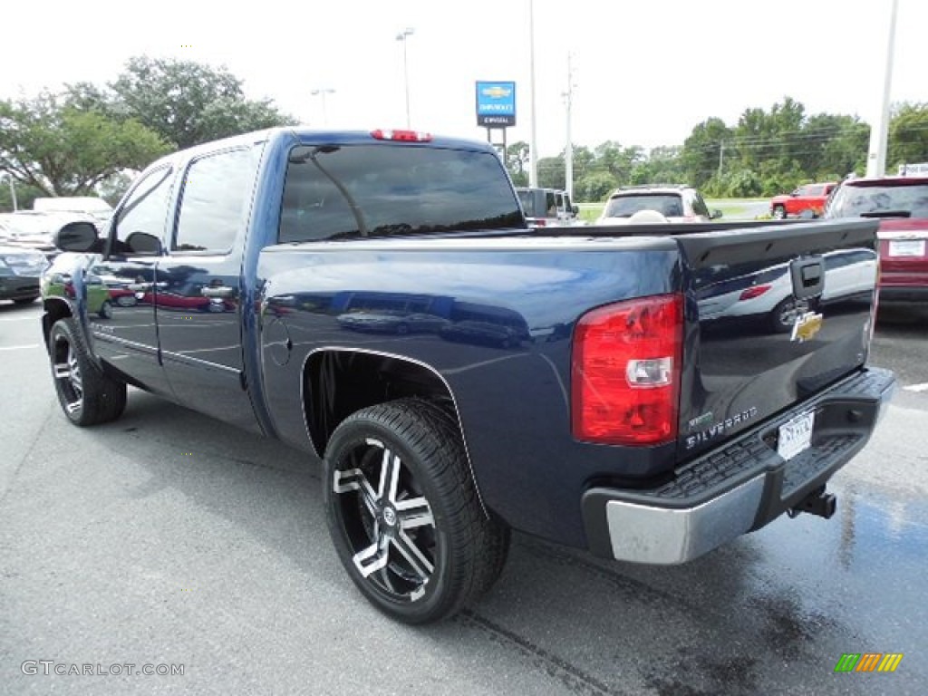 2011 Silverado 1500 LT Crew Cab - Imperial Blue Metallic / Light Titanium/Ebony photo #3