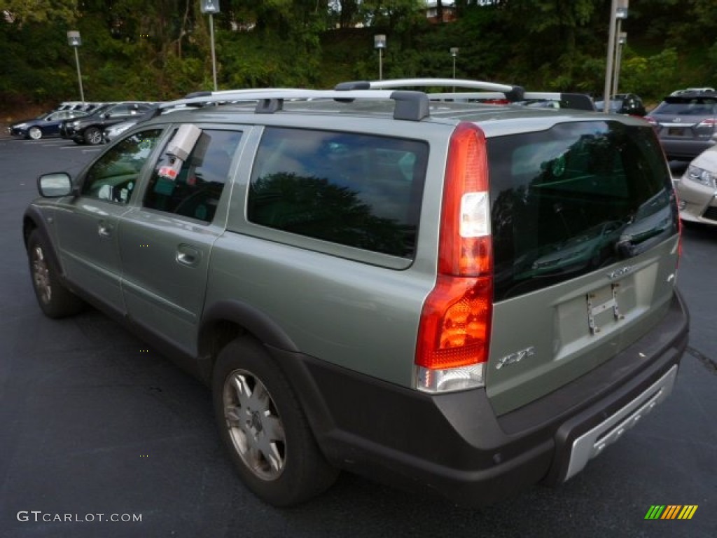 2006 XC70 AWD - Willow Green Metallic / Graphite photo #13