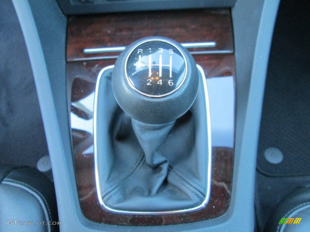 2006 Audi A4 3.2 Sedan Transmission Photos