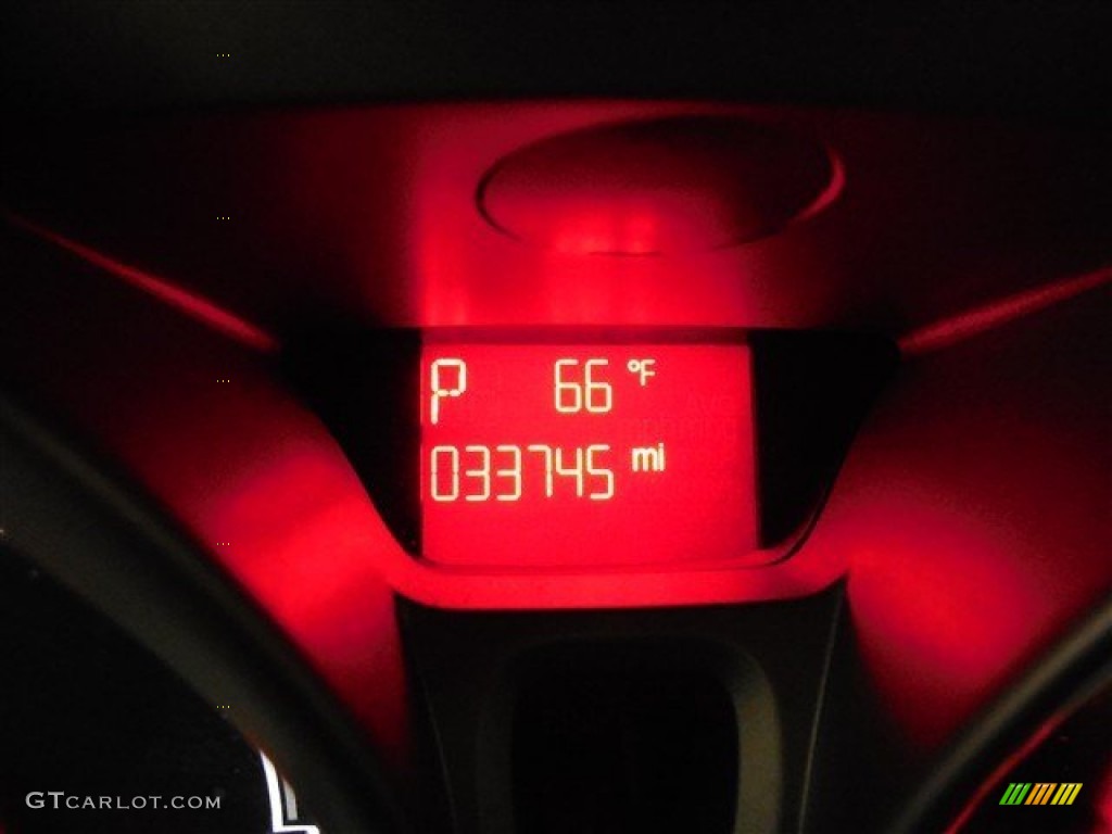 2011 Fiesta SEL Sedan - Bright Magenta Metallic / Plum/Charcoal Black Leather photo #12