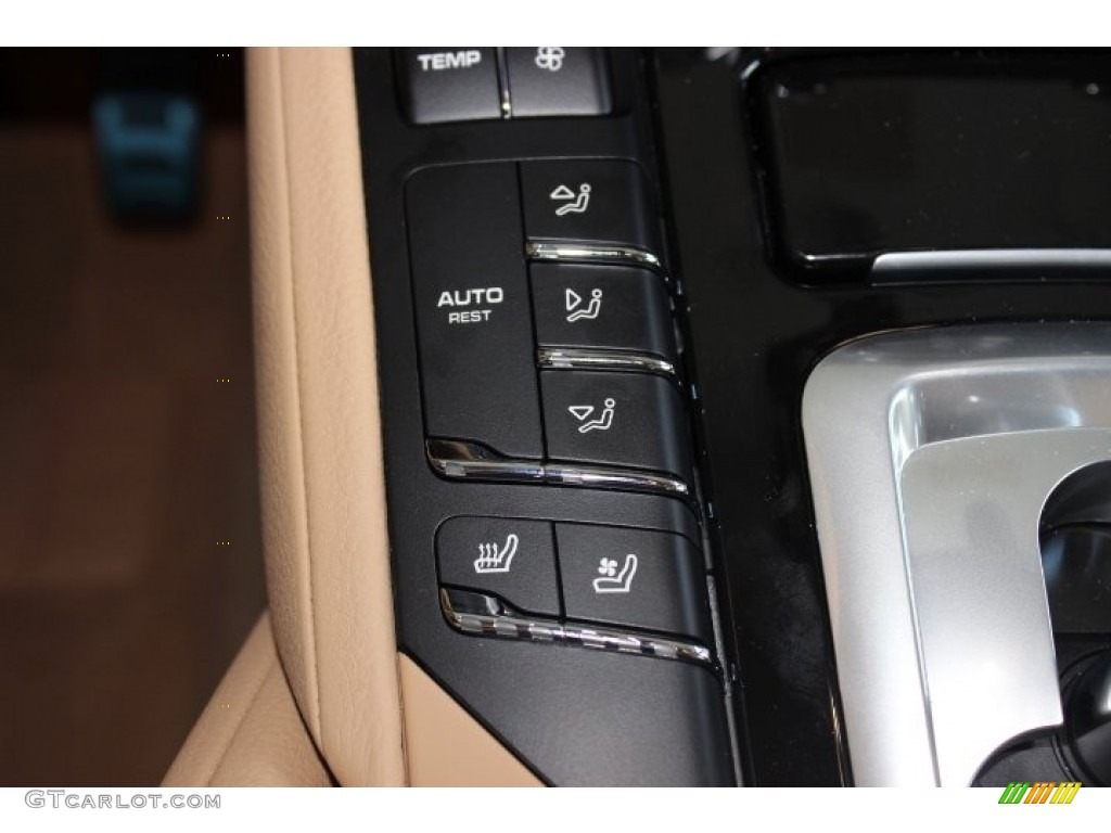 2014 Porsche Cayenne S Hybrid Controls Photo #86092135