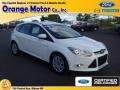 Oxford White - Focus SE 5-Door Photo No. 1