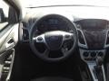 Oxford White - Focus SE 5-Door Photo No. 11
