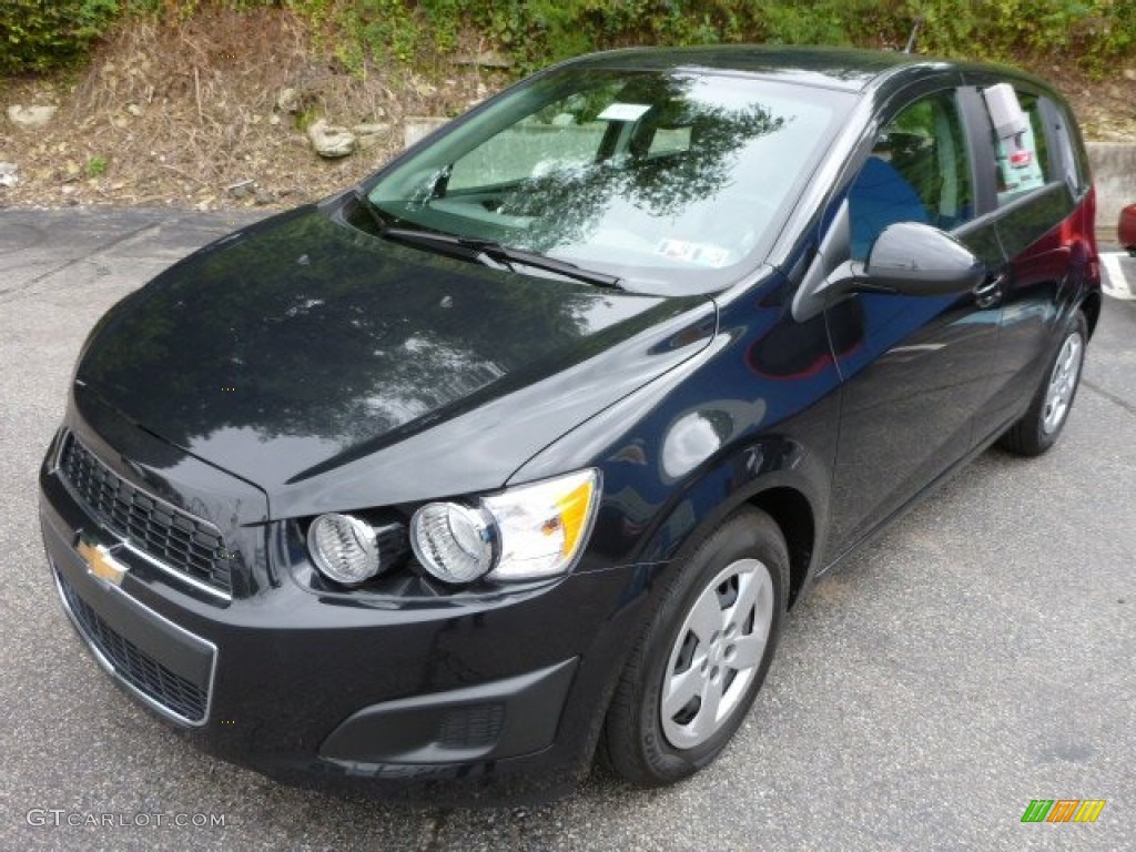 Black Granite Metallic 2013 Chevrolet Sonic LS Hatch Exterior Photo #86095579