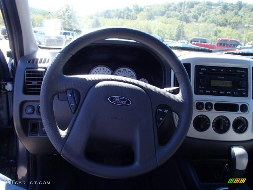 2005 Escape XLT V6 - Norsea Blue Metallic / Medium/Dark Flint Grey photo #13
