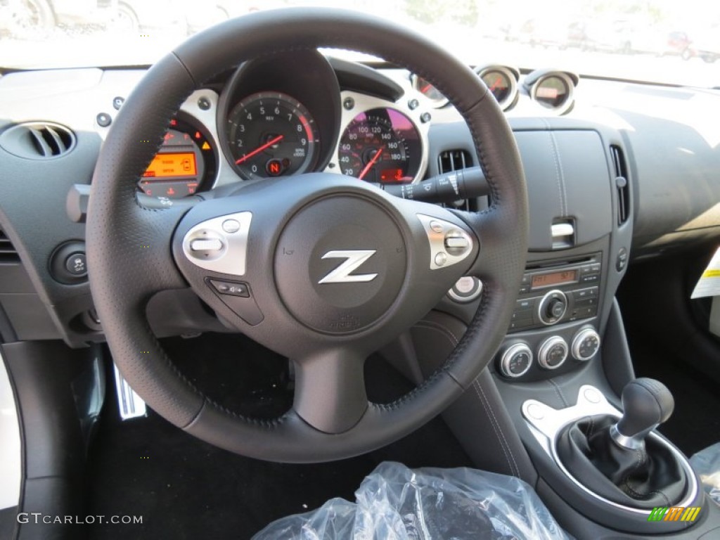 2014 Nissan 370Z Coupe Dashboard Photos