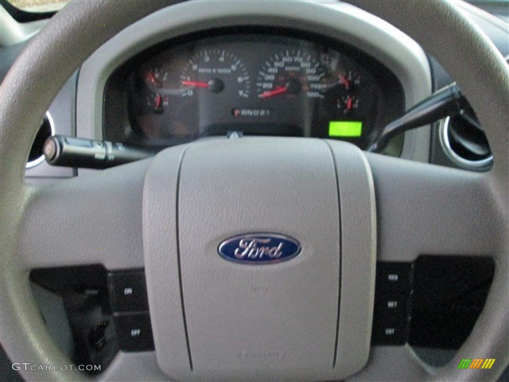2004 F150 XLT SuperCrew - Bright Red / Medium/Dark Flint photo #17