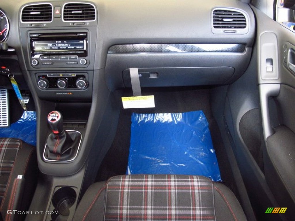 2013 GTI 4 Door Wolfsburg Edition - Deep Black Pearl Metallic / Interlagos Plaid Cloth photo #18