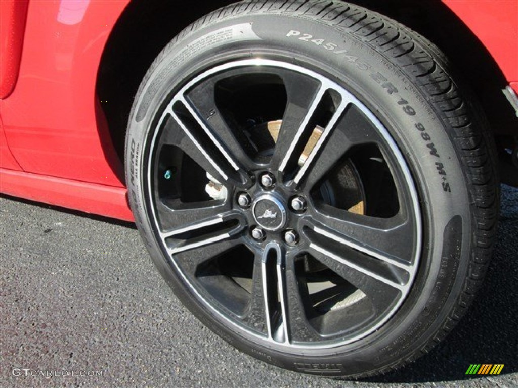 2013 Mustang GT/CS California Special Coupe - Race Red / California Special Charcoal Black/Miko-suede Inserts photo #4