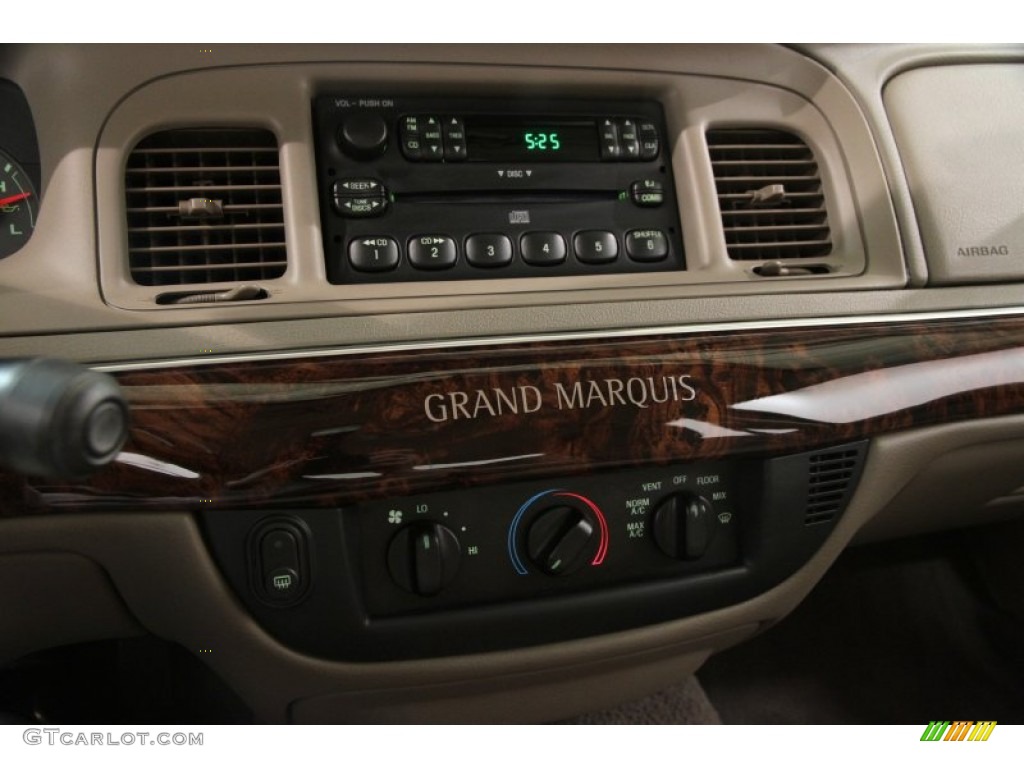 2004 Grand Marquis GS - Arizona Beige Metallic / Medium Parchment photo #8