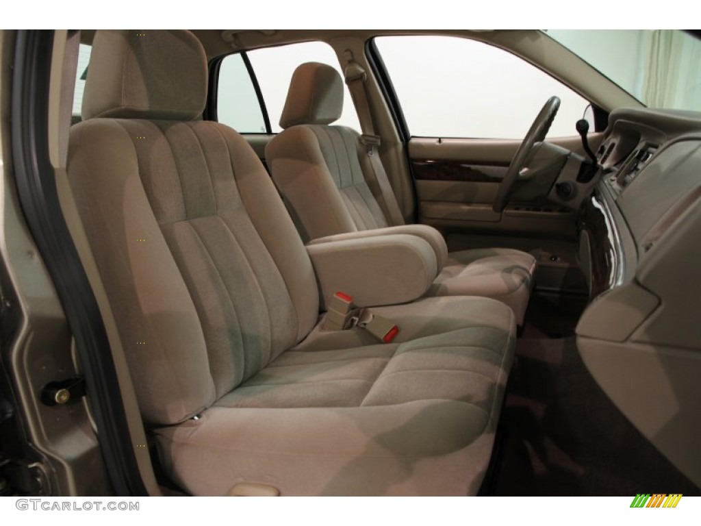 2004 Grand Marquis GS - Arizona Beige Metallic / Medium Parchment photo #9