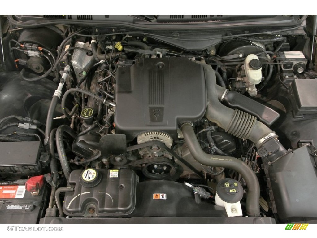 2004 Grand Marquis GS - Arizona Beige Metallic / Medium Parchment photo #13