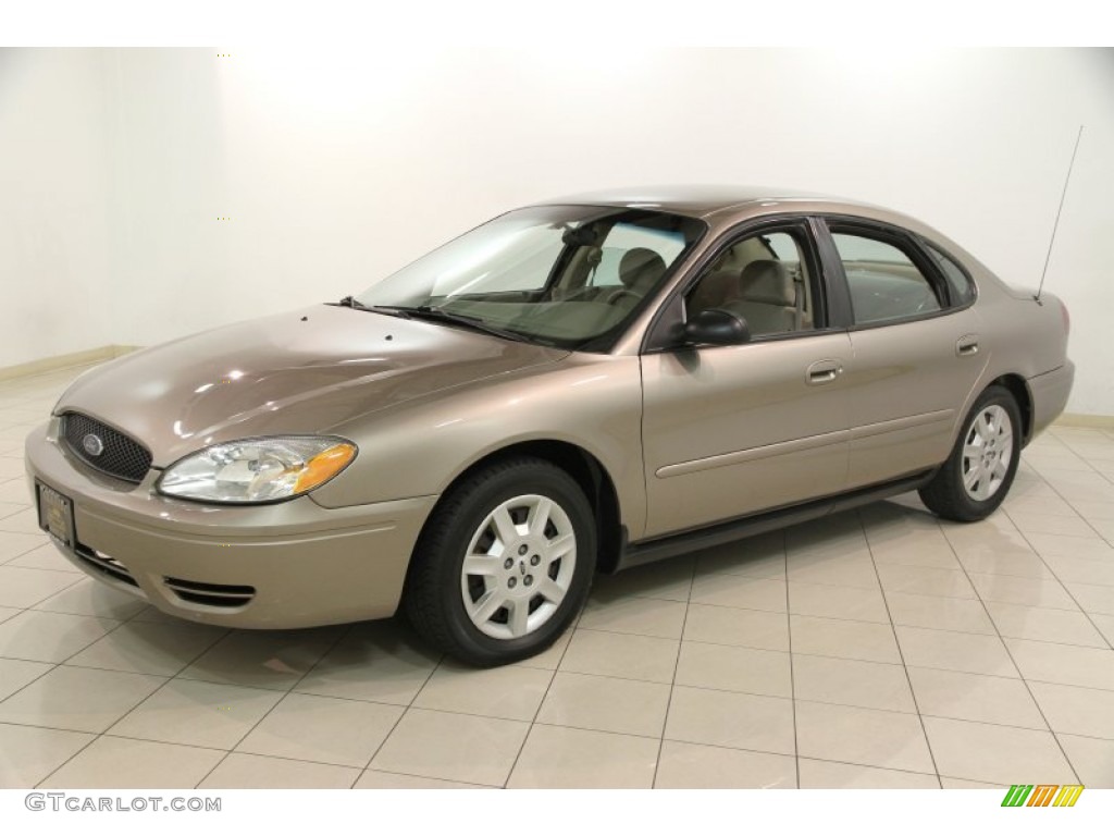 Arizona Beige Metallic 2005 Ford Taurus SE Exterior Photo #86101693