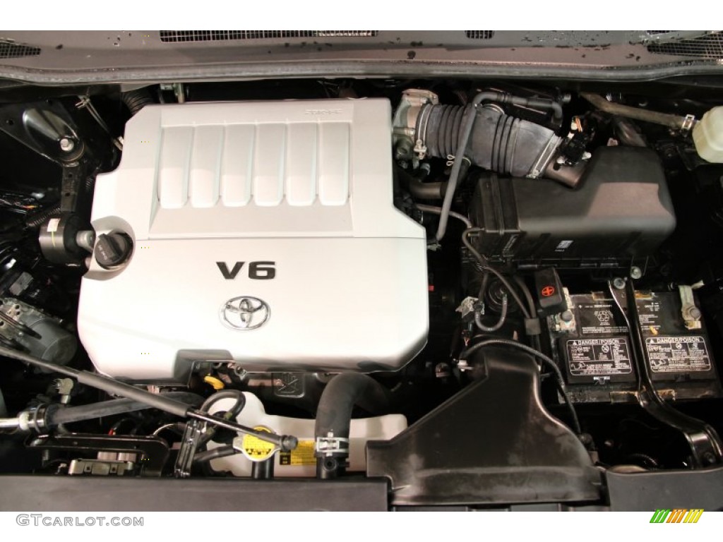 2011 Toyota Highlander V6 4WD Engine Photos