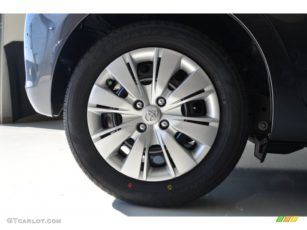 2014 Toyota Yaris LE 5 Door Wheel Photo #86110150
